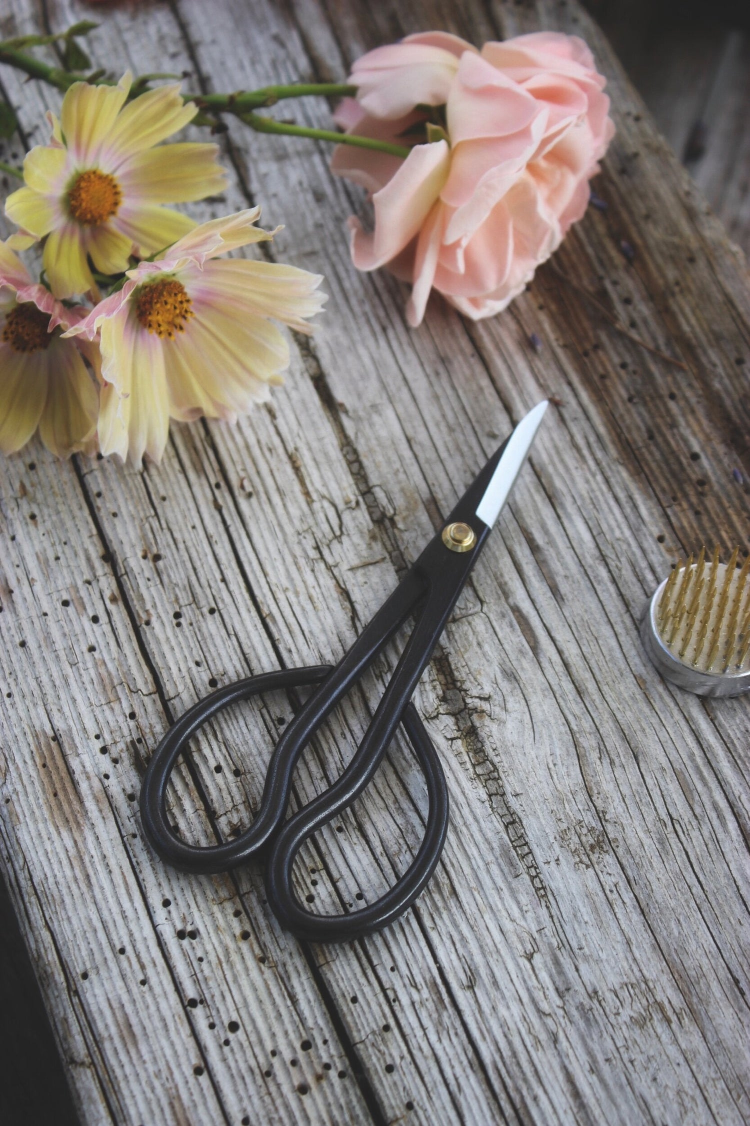 FLORAL SNIPS & SCISSORS