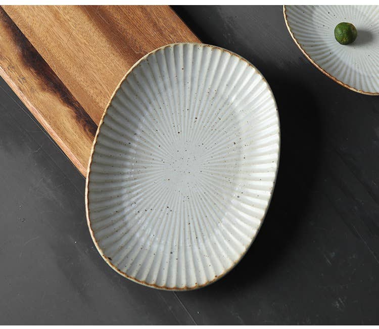 Gohobi Handmade Ceramic Japanese Style Oval Plate