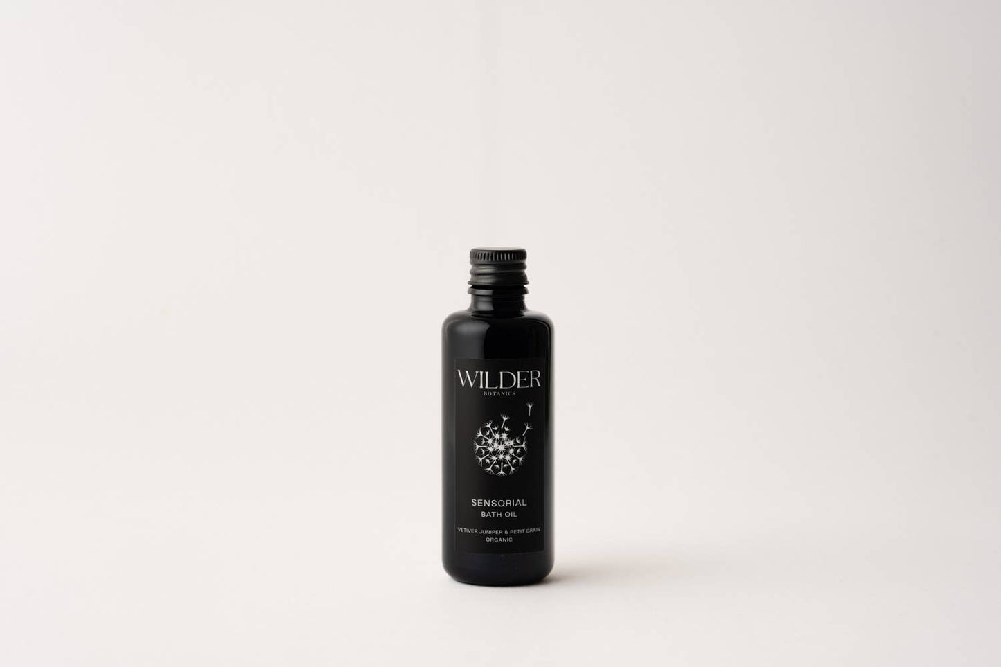 A blend of restorative botanical oils that cleanses, tones and detoxifies the skin whilst washing away the stresses of the day. The synergy of Juniper, Vetiver and Petitgrain soothes aching joints and tense muscles, enhancing calm and relaxation whilst grounding and supporting the nervous system. 50ml/1.8floz